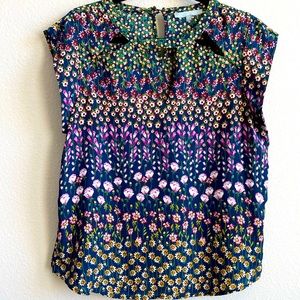 Floral pattern top